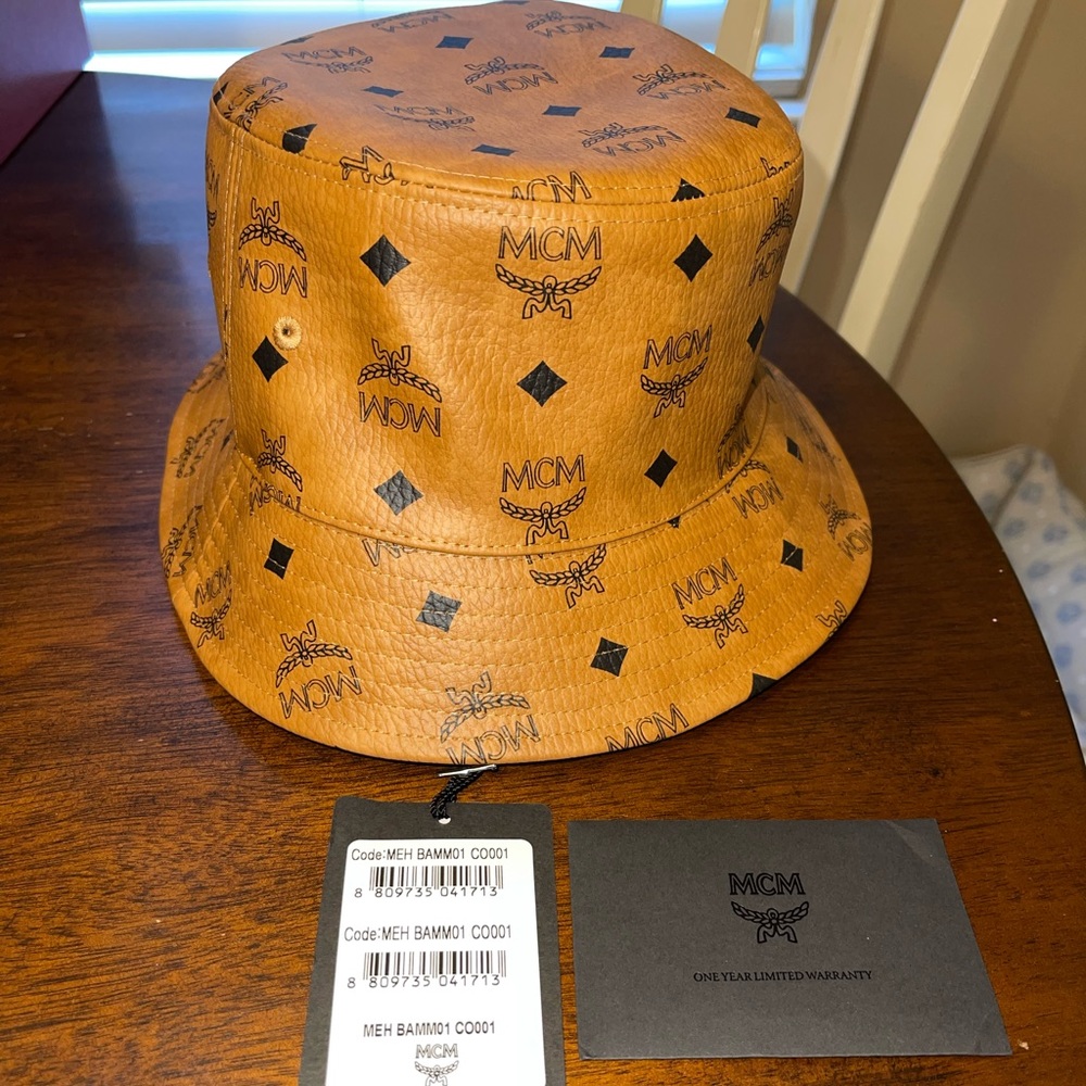 AUTHENTIC MCM Visetos Monogram Bucket Hat